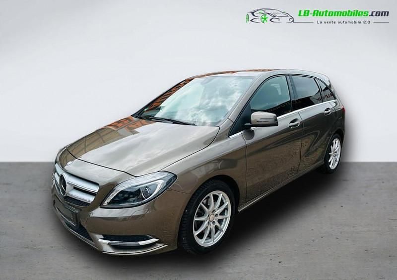 Utilisé 2014 Mercedes B200 Monospace | 20 400 € - Image 1/4