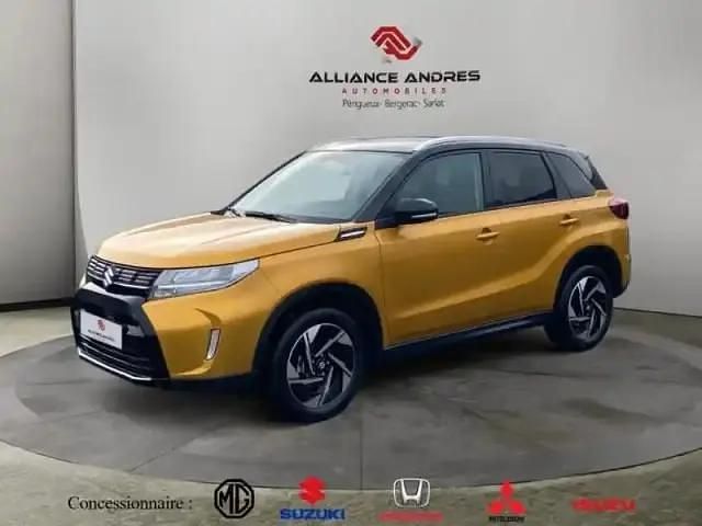 Occasion Suzuki Vitara Style 2025 So'color solar yellow pearl/black métal SUV