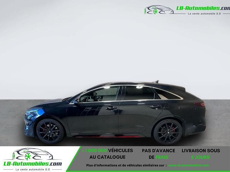 Utilisé 2021 Kia ProCeed Citadine | 29 200 € (Prix cher) - Image 1/4
