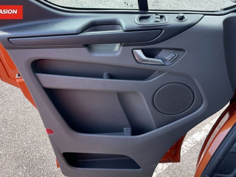 Occasion Ford Transit Nugget 150 ch (110 kW) 2023 Orange Van