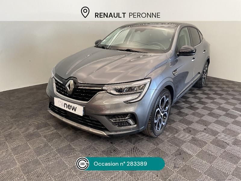 Gris Utilisé 2023 Renault Arkana Techno SUV | 23 990 € (Prix juste) - Image 1/4