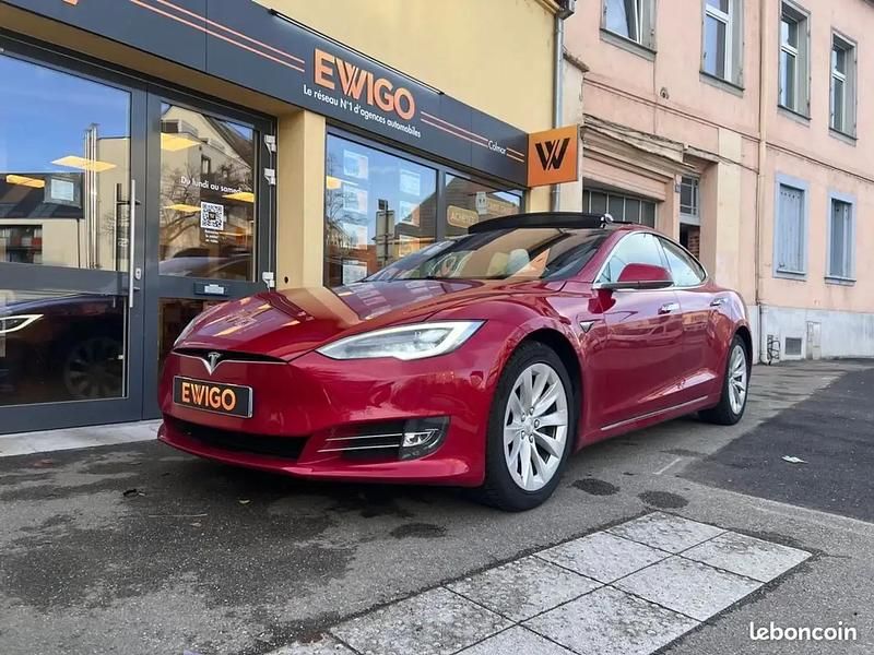 Occasion Tesla Model S 311 kW (423 ch) 2018 Rouge Citadine