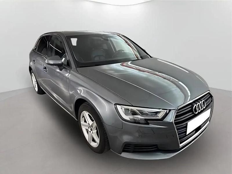 Gris Utilisé 2019 Audi A3 Berline | 17 990 € (Prix juste) - Image 1/4
