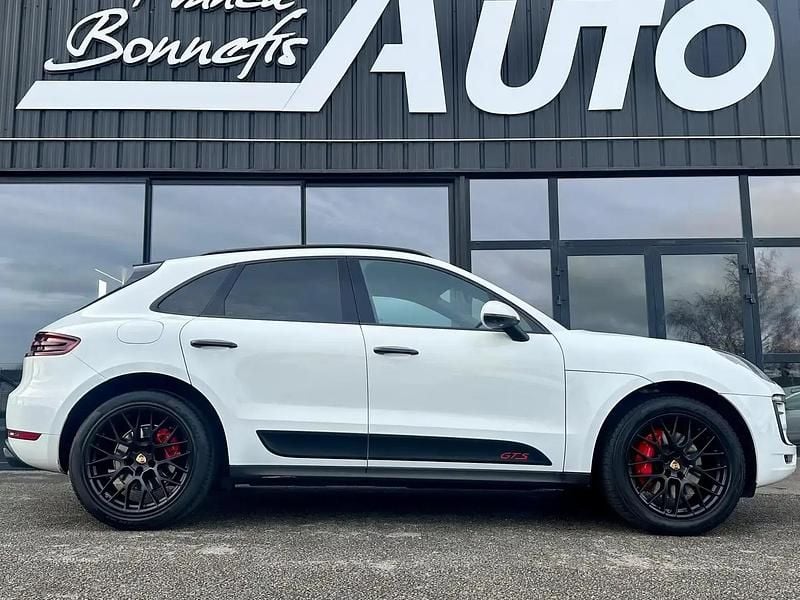 Blanc Occasion 2016 Porsche Macan SUV | 36 990 € (Super prix) - Image 1/4
