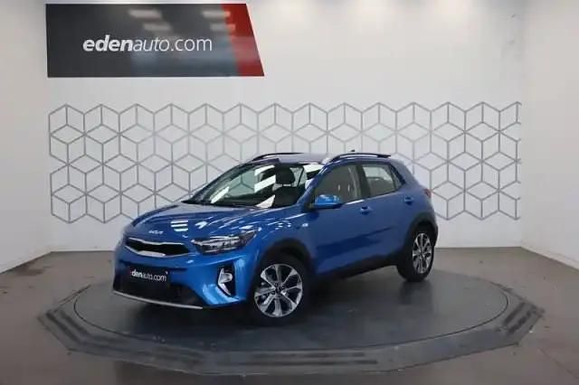 Occasion Kia Stonic GT-Line 120 ch (88 kW) 2024 Bleu SUV