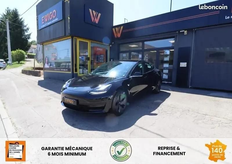 Noir Utilisé 2020 Tesla Model 3 Standard Range Berline | 21 489 € (Bon prix) - Image 1/4