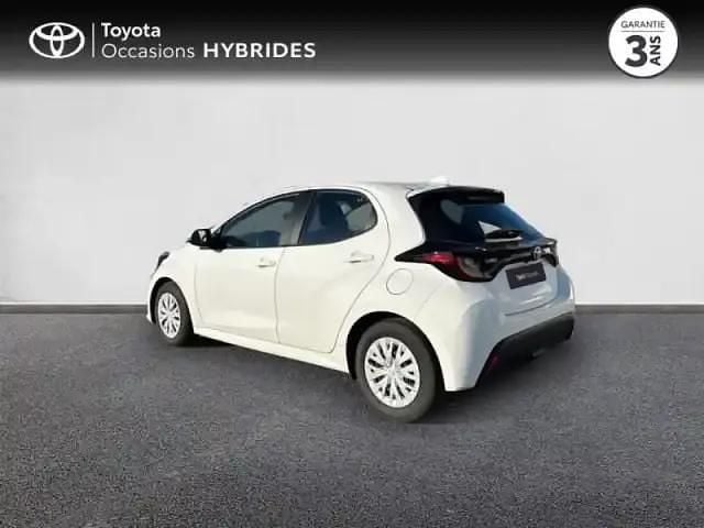 Occasion Toyota Yaris Hybrid 116 ch (85 kW) 2021 Blanc pur Berline