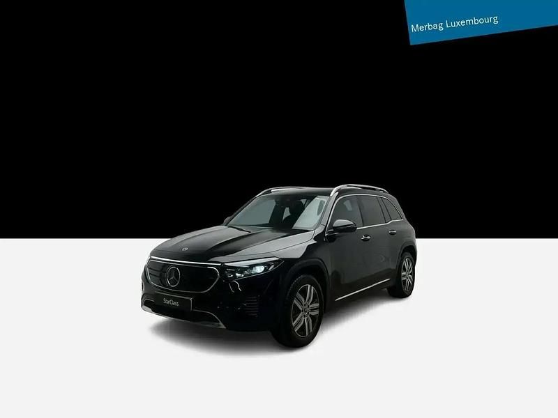 Noir Utilisé 2025 Mercedes EQB300 Progressive SUV | 45 117 € (Prix cher) - Image 1/4