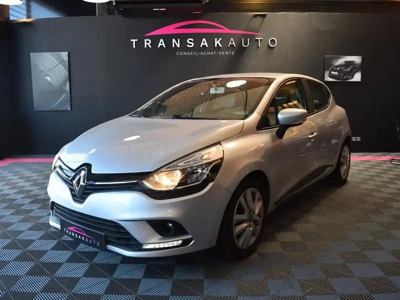 Gris Utilisé 2017 Renault Clio IV Zen | 6 990 € (Prix juste) - Image 1/4