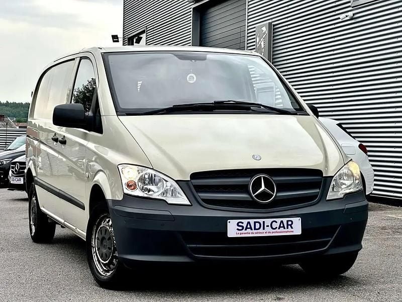 Beige Utilisé 2012 Mercedes Vito Monospace | 6 490 € - Image 1/4