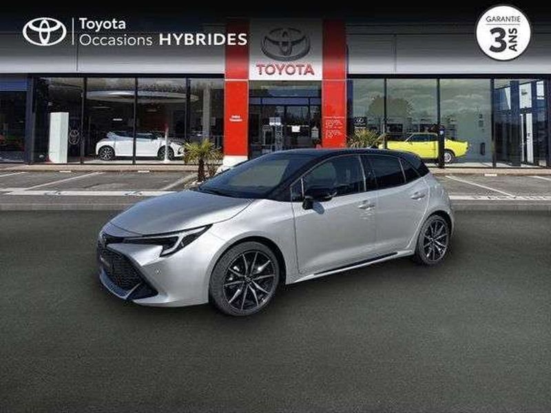 Utilisé 2025 Toyota Corolla Sport Berline | 29 990 € (Prix juste) - Image 1/1