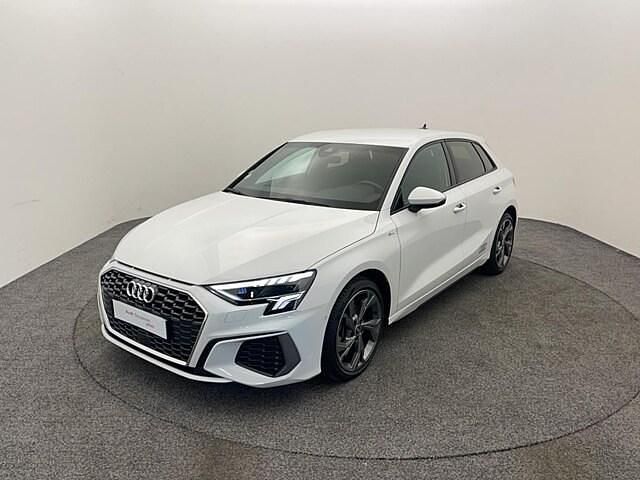 Blanc glacier métallisé Occasion 2022 Audi A3 S-Line | 27 900 € (Prix juste) - Image 1/4