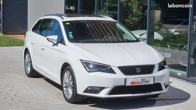 Blanc Utilisé 2014 Seat Leon Business Break | 9 900 € (Prix cher) - Image 1/4