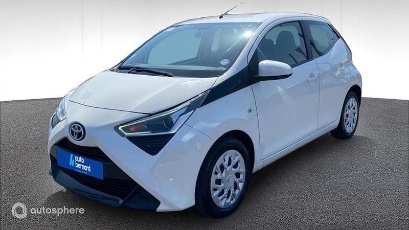 Blanc Utilisé 2020 Toyota Aygo X-play Citadine | 8 864 € (Prix juste) - Image 1/4