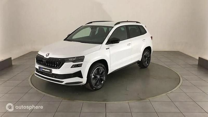 Blanc Utilisé 2025 Skoda Karoq SportLine SUV | 35 999 € (Prix assez cher) - Image 1/4