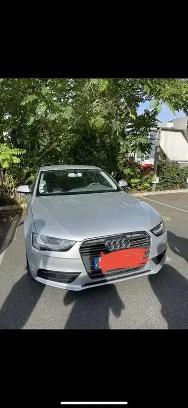 Utilisé 2012 Audi A4 Attraction Berline | 9 500 € (Prix juste) - Image 1/4