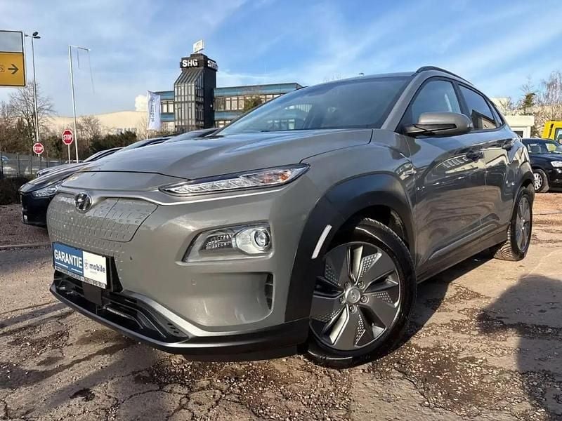 Gris Occasion 2020 Hyundai Kona Premium SUV | 19 999 € (Super prix) - Image 1/4
