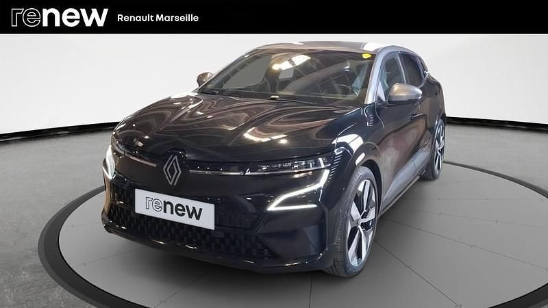 Noir Utilisé 2022 Renault Mégane Techno Berline | 18 990 € (Bon prix) - Image 1/4