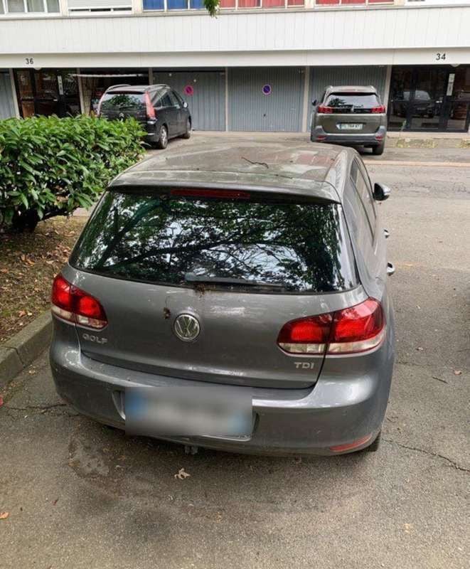 Image 3/4