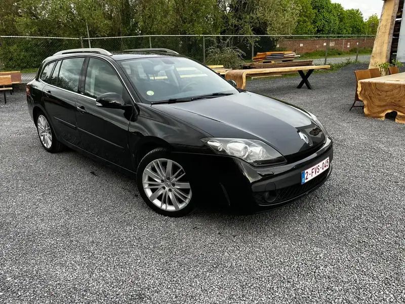Noir Utilisé 2010 Renault Laguna III GT Break | 5 000 € (Super prix) - Image 1/4