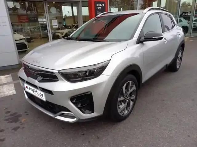 Gris aluminium métallisé Occasion 2021 Kia Stonic GT-Line SUV | 18 499 € (Prix juste) - Image 1/4