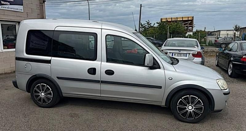 Occasion Opel Combo Cosmo 94 ch (69 kW) 2008 Van