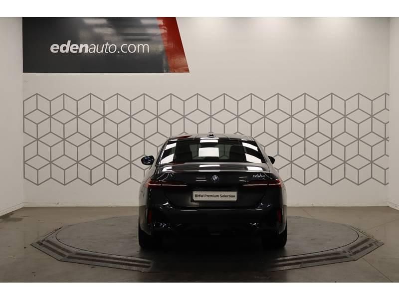 Occasion BMW 530e M Sport 299 ch (219 kW) 2025 Sophistograu métallisé Berline