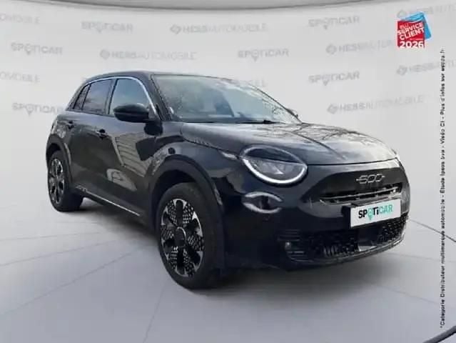 Occasion Fiat 600 102 ch (75 kW) 2024 Noir SUV