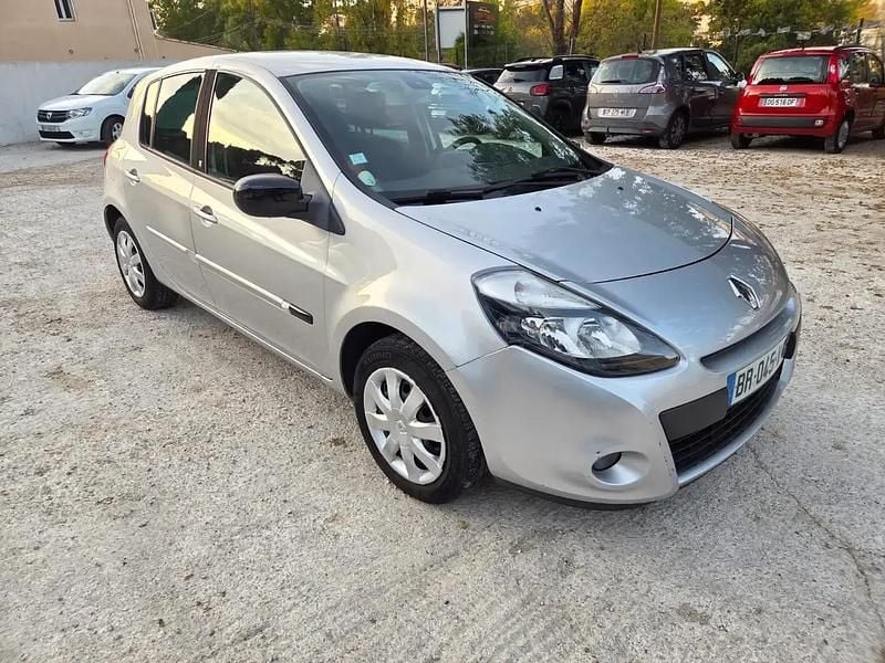 Gris Occasion 2011 Renault Clio II Berline | 6 990 € (Prix cher) - Image 1/4
