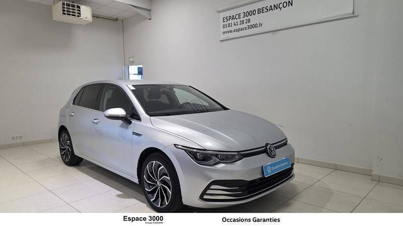 Noir Utilisé 2024 VW Golf VIII Style Berline | 29 990 € (Prix assez cher) - Image 1/3