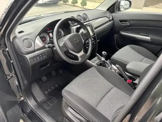 Occasion Suzuki Vitara 2023 Cosmic black pearl métallisé SUV