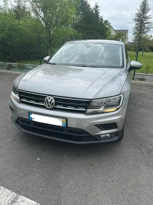 Gris Occasion 2020 VW Tiguan Business SUV | 14 500 € (Prix cher) - Image 1/4