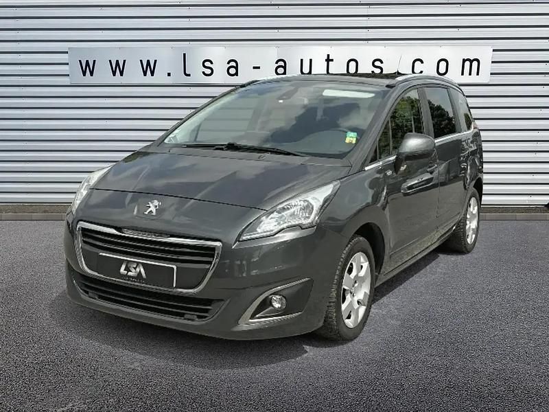 Gris Occasion 2015 Peugeot 5008 Style Monospace | 11 980 € (Prix cher) - Image 1/4