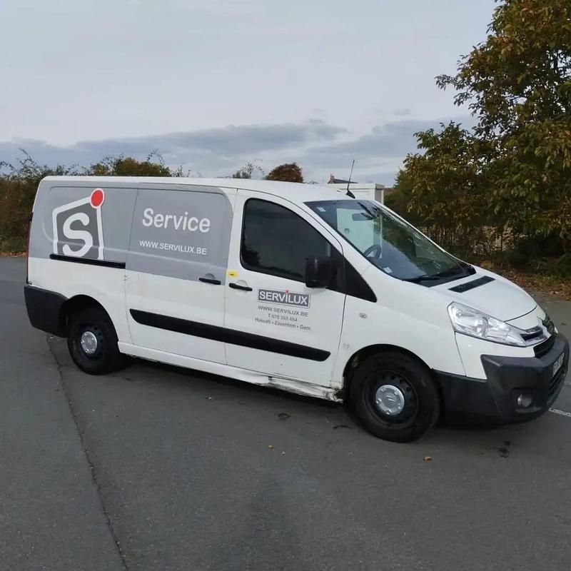 Utilisé 2013 Citroën Jumpy Business Class Monospace | 3 700 € - Image 1/4