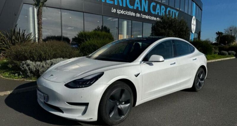 Blanc Utilisé 2019 Tesla Model 3 Long Range Berline | 31 490 € (Prix juste) - Image 1/4