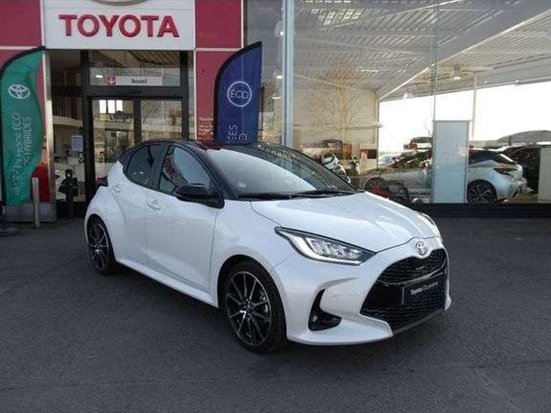 Utilisé 2023 Toyota Yaris Hybrid Sport Berline | 24 990 € (Prix cher) - Image 1/1