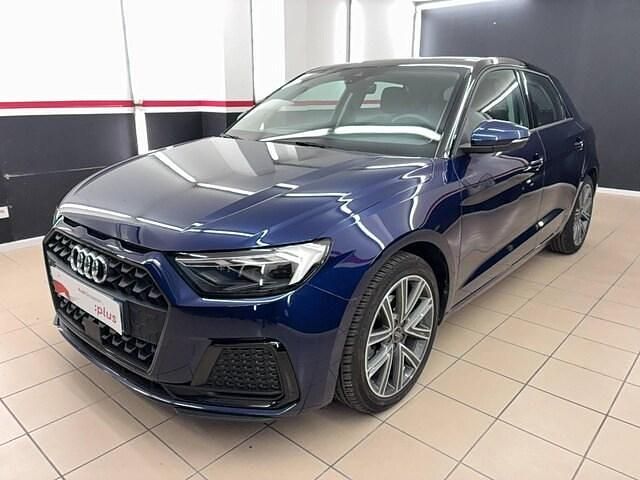 Bleu navarre métallisé Utilisé 2023 Audi A1 Sportback Business Citadine | 24 590 € - Image 1/4