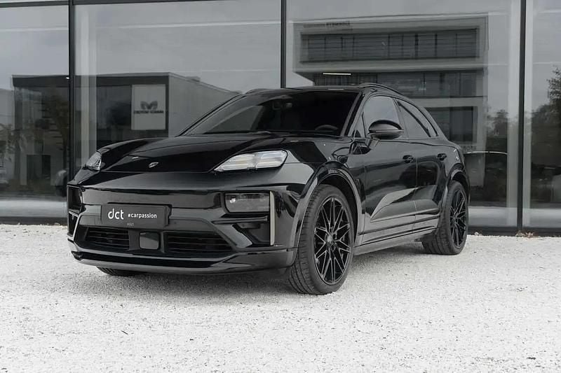 Noir Occasion 2024 Porsche Macan Turbo SUV | 106 900 € (Super prix) - Image 1/4