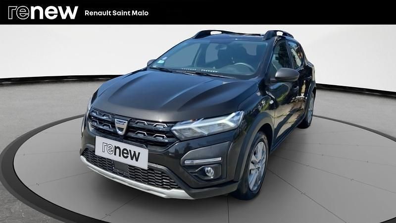 Noir Utilisé 2022 Dacia Sandero Essentiel Citadine | 13 890 € (Prix juste) - Image 1/4