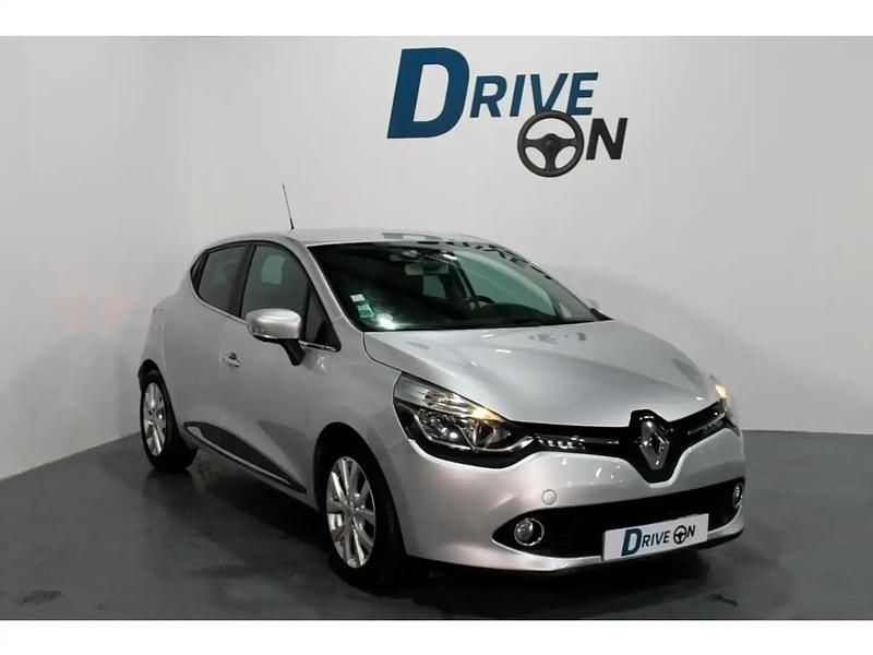 Gris Occasion 2016 Renault Clio IV Intens Berline | 9 490 € (Prix juste) - Image 1/4