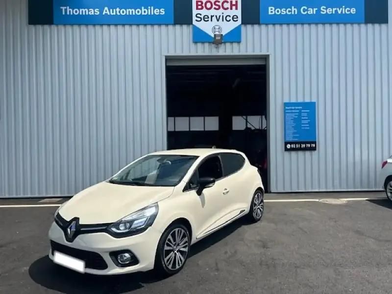 Beige Utilisé 2016 Renault Clio IV Initiale Paris Berline | 12 850 € (Prix cher) - Image 1/4