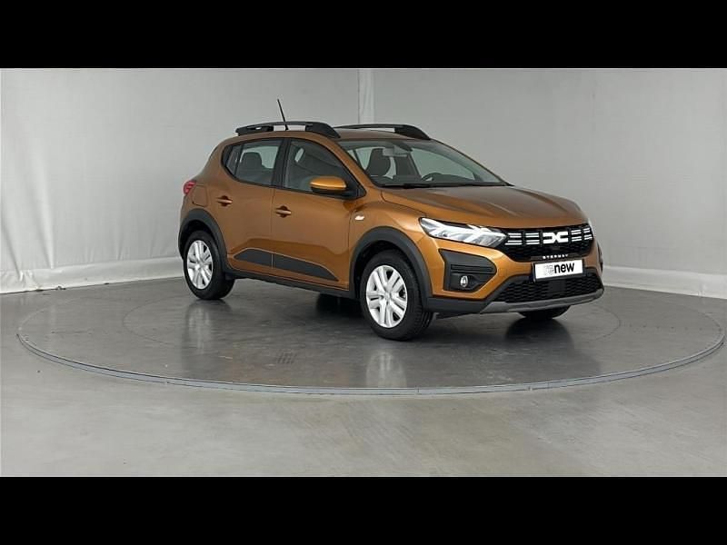 Occasion Dacia Sandero Expression 2023 Orange Citadine
