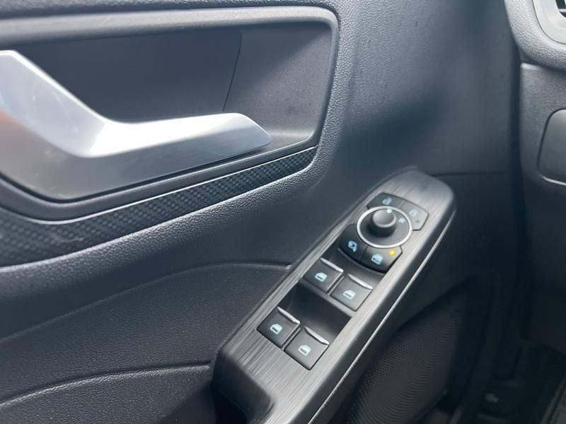 Occasion Ford Kuga ST-Line 152 ch (111 kW) 2023 Gris magnetic mã©tallisã©e fashion SUV