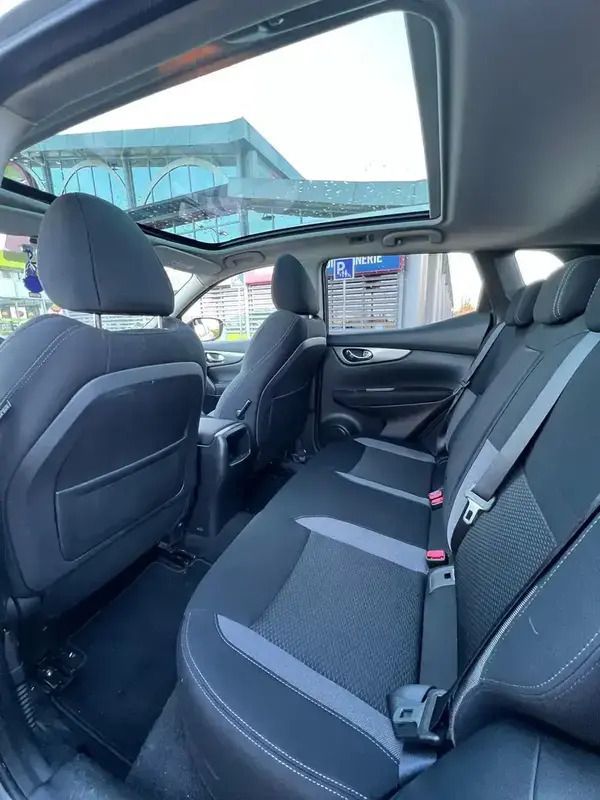 Utilisé 2018 Nissan Qashqai N-Connecta SUV | 16 800 € (Prix juste) - Image 1/4