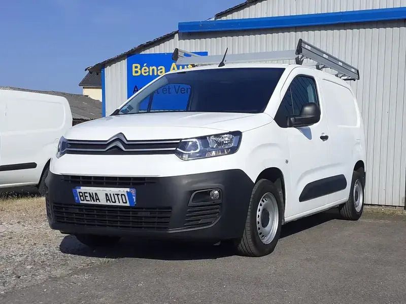 Blanc Utilisé 2019 Citroën Berlingo Monospace | 10 500 € - Image 1/4