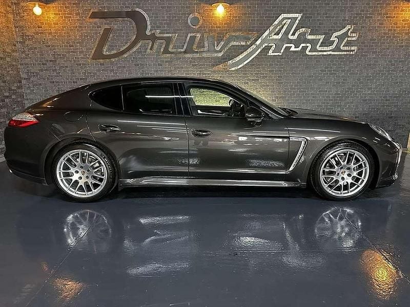 Occasion Porsche Panamera Platinum Edition 250 ch (183 kW) 2013 Gris Citadine
