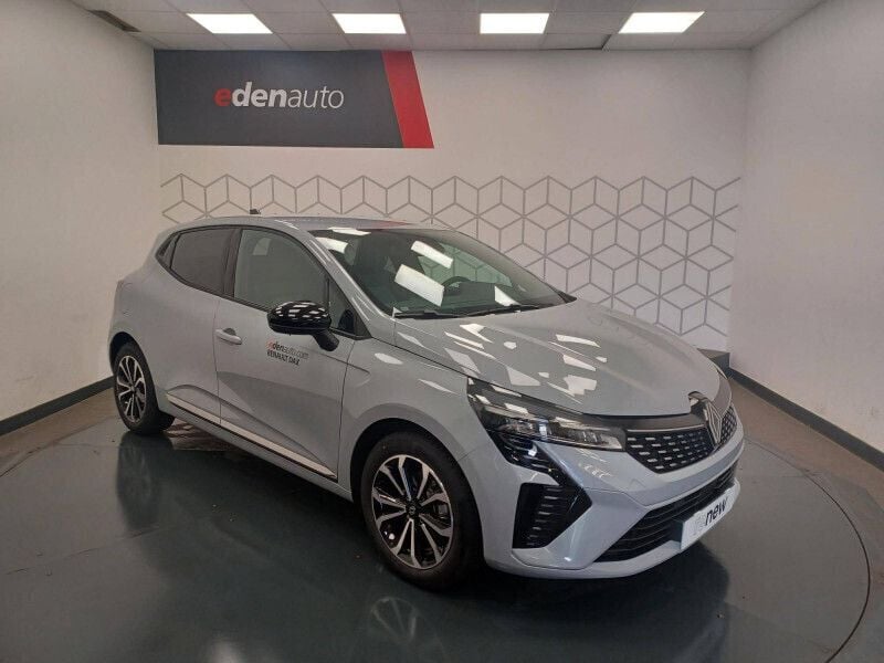 Gris Nouvelle 2024 Renault Clio V Techno Citadine | 20 200 € (Prix assez cher) - Image 1/4