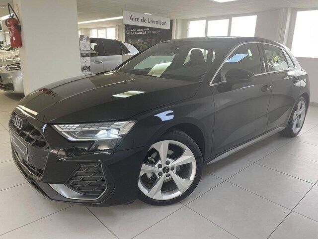 Noir mythic métallisé Utilisé 2025 Audi A3 S-Line | 37 900 € - Image 1/4