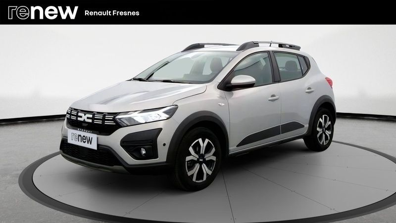 Gris Utilisé 2024 Dacia Sandero Citadine | 15 980 € (Prix juste) - Image 1/3