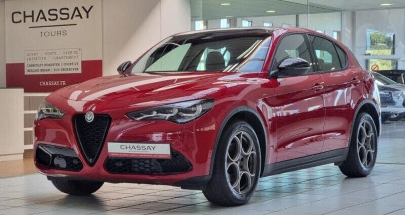 Utilisé 2024 Alfa Romeo Stelvio Sprint SUV | 40 900 € (Prix juste) - Image 1/4
